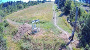 Ośrodek narciarski Troják - Kamera przy wejściu na wyciąg stok A - 8.8.2026 v 12:55 Ośrodek narciarski Troják - Kamera przy wejściu na wyciąg stok A - 8.8.2026 v 12:55