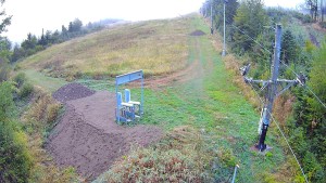 Skigebiet Troják - Kamera am Lift-Einstiegsbereich, Piste A - 15.9.2026 v 06:55 Skigebiet Troják - Kamera am Lift-Einstiegsbereich, Piste A - 15.9.2026 v 06:55