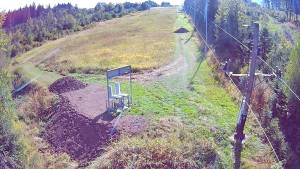 Skigebiet Troják - Kamera am Lift-Einstiegsbereich, Piste A - 15.9.2026 v 10:55 Skigebiet Troják - Kamera am Lift-Einstiegsbereich, Piste A - 15.9.2026 v 10:55