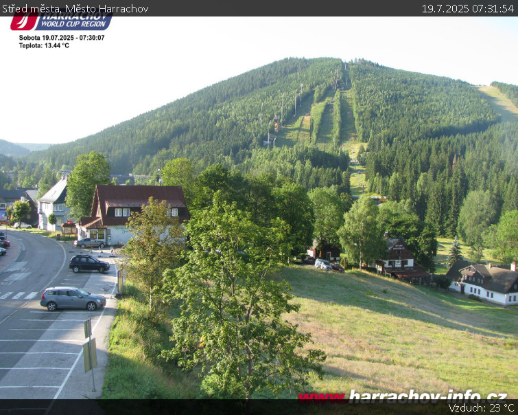 Město Harrachov - Střed města - 19.7.2025 v 07:31 Město Harrachov - Střed města - 19.7.2025 v 07:31