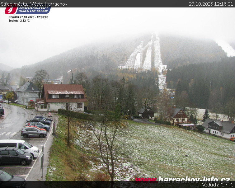 Město Harrachov - Střed města - 27.10.2025 v 12:16 Město Harrachov - Střed města - 27.10.2025 v 12:16