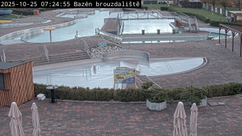 Snímek    25.10.2025 v 07:30