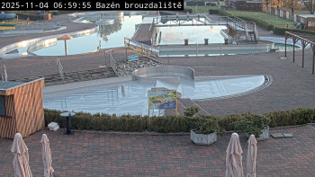 Snímek    4.11.2025 v 07:00