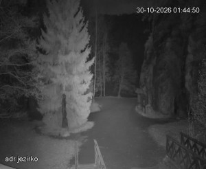 Adršpach - Eingang zu den Felsen, Sandgrube - 30.10.2026 v 01:45 Adršpach - Eingang zu den Felsen, Sandgrube - 30.10.2026 v 01:45