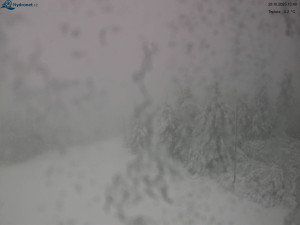 Město Rokytnice nad Jizerou - Lysá hora, pohled na západ - 28.10.2025 v 13:45 Město Rokytnice nad Jizerou - Lysá hora, pohled na západ - 28.10.2025 v 13:45