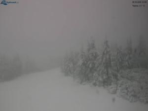 Město Rokytnice nad Jizerou - Lysá hora, pohled na západ - 28.10.2025 v 14:45 Město Rokytnice nad Jizerou - Lysá hora, pohled na západ - 28.10.2025 v 14:45