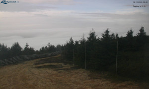 Město Rokytnice nad Jizerou - Lysá hora, pohled na západ - 16.11.2025 v 08:45 Město Rokytnice nad Jizerou - Lysá hora, pohled na západ - 16.11.2025 v 08:45