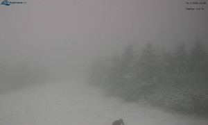 Město Rokytnice nad Jizerou - Lysá hora, pohled na západ - 18.11.2025 v 10:45 Město Rokytnice nad Jizerou - Lysá hora, pohled na západ - 18.11.2025 v 10:45