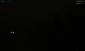 Město Rokytnice nad Jizerou - Lysá hora, pohled na západ - 4.12.2025 v 02:45 Město Rokytnice nad Jizerou - Lysá hora, pohled na západ - 4.12.2025 v 02:45