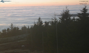 Město Rokytnice nad Jizerou - Lysá hora, pohled na západ - 17.12.2025 v 15:45 Město Rokytnice nad Jizerou - Lysá hora, pohled na západ - 17.12.2025 v 15:45