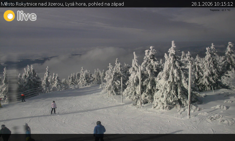 Město Rokytnice nad Jizerou - Lysá hora, pohled na západ - 28.1.2026 v 10:15