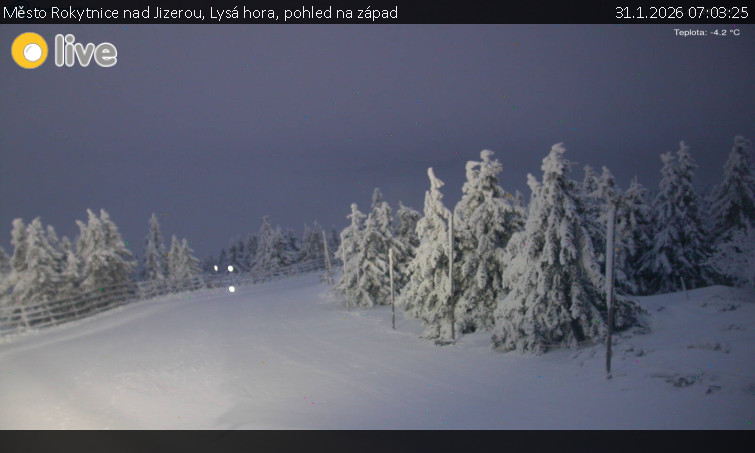 Město Rokytnice nad Jizerou - Lysá hora, pohled na západ - 31.1.2026 v 07:03