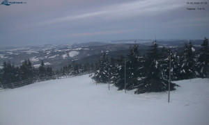 Město Rokytnice nad Jizerou - Lysá hora, pohled na západ - 20.2.2026 v 07:15