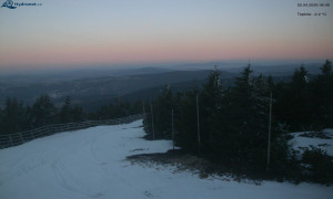 Město Rokytnice nad Jizerou - Lysá hora, pohled na západ - 2.4.2026 v 06:45