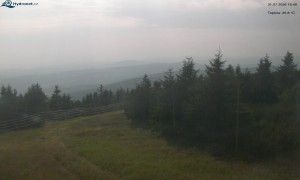 Město Rokytnice nad Jizerou - Lysá hora, pohled na západ - 31.7.2026 v 16:45 Město Rokytnice nad Jizerou - Lysá hora, pohled na západ - 31.7.2026 v 16:45