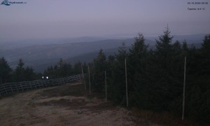 Město Rokytnice nad Jizerou - Lysá hora, pohled na západ - 3.10.2026 v 06:45