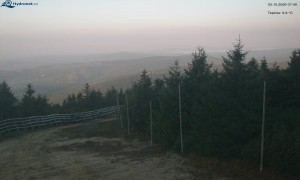 Město Rokytnice nad Jizerou - Lysá hora, pohled na západ - 3.10.2026 v 07:45