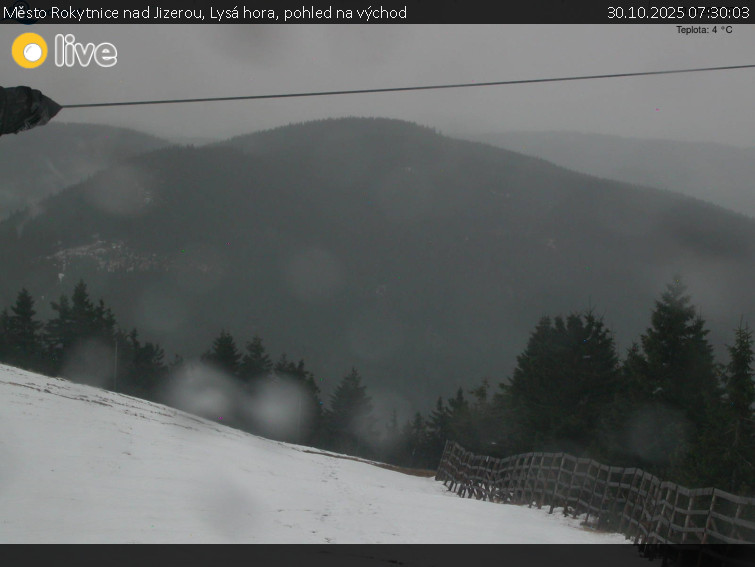 Město Rokytnice nad Jizerou - Lysá hora, pohled na východ - 30.10.2025 v 07:30