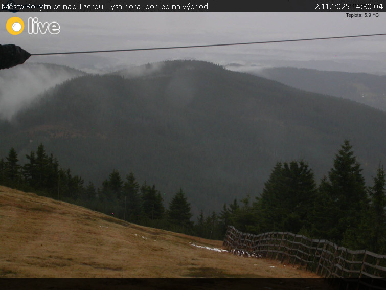 Město Rokytnice nad Jizerou - Lysá hora, pohled na východ - 2.11.2025 v 14:30 Město Rokytnice nad Jizerou - Lysá hora, pohled na východ - 2.11.2025 v 14:30