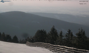 Město Rokytnice nad Jizerou - Lysá hora, pohled na východ - 22.1.2026 v 10:45 Město Rokytnice nad Jizerou - Lysá hora, pohled na východ - 22.1.2026 v 10:45