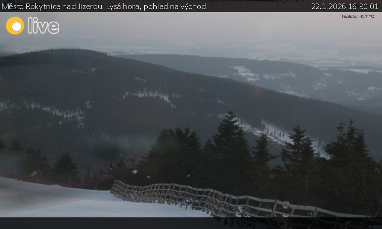 Město Rokytnice nad Jizerou - Lysá hora, pohled na východ - 22.1.2026 v 16:30