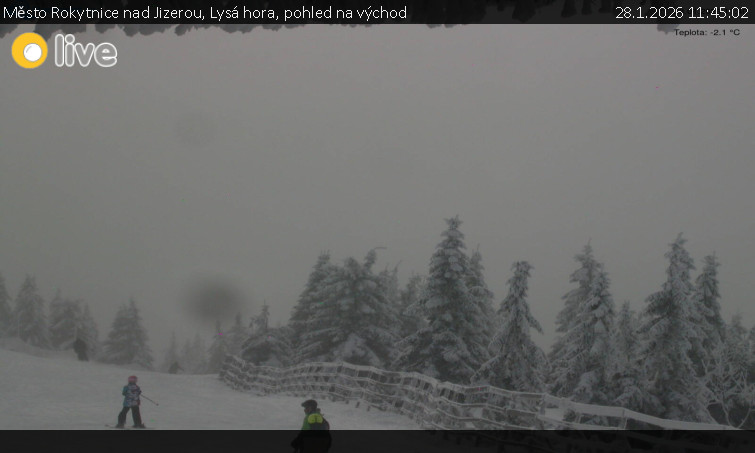 Město Rokytnice nad Jizerou - Lysá hora, pohled na východ - 28.1.2026 v 11:45