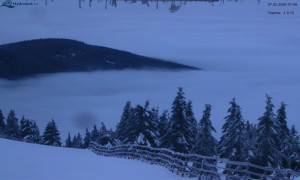Město Rokytnice nad Jizerou - Lysá hora, pohled na východ - 7.2.2026 v 07:15