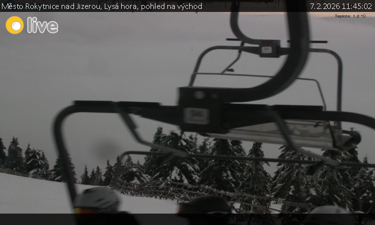 Město Rokytnice nad Jizerou - Lysá hora, pohled na východ - 7.2.2026 v 11:45