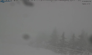 Město Rokytnice nad Jizerou - Lysá hora, pohled na východ - 21.2.2026 v 08:00