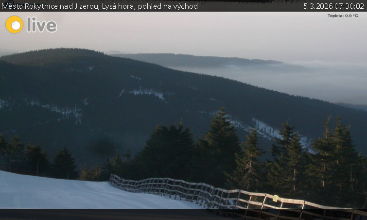 Město Rokytnice nad Jizerou - Lysá hora, pohled na východ - 5.3.2026 v 07:30