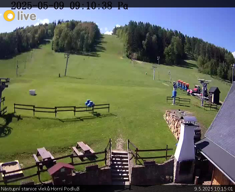 Skiareál Horní Podluží - Nástupní stanice vleků Horní Podluží - 9.5.2025 v 10:15 Skiareál Horní Podluží - Nástupní stanice vleků Horní Podluží - 9.5.2025 v 10:15
