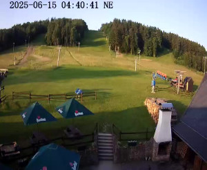 Skiareál Horní Podluží - Nástupní stanice vleků Horní Podluží - 15.6.2025 v 05:45