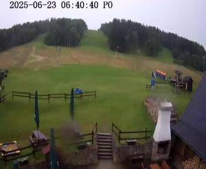 Skiareál Horní Podluží - Nástupní stanice vleků Horní Podluží - 23.6.2025 v 07:45
