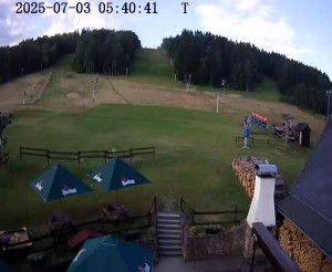 Skiareál Horní Podluží - Nástupní stanice vleků Horní Podluží - 3.7.2025 v 06:45