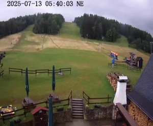 Skiareál Horní Podluží - Nástupní stanice vleků Horní Podluží - 13.7.2025 v 06:45