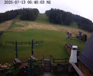 Skiareál Horní Podluží - Nástupní stanice vleků Horní Podluží - 13.7.2025 v 07:45