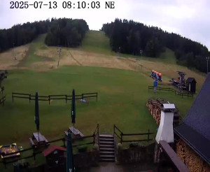 Skiareál Horní Podluží - Nástupní stanice vleků Horní Podluží - 13.7.2025 v 09:15