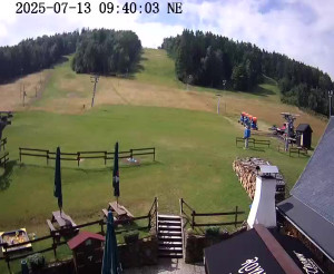 Skiareál Horní Podluží - Nástupní stanice vleků Horní Podluží - 13.7.2025 v 10:45