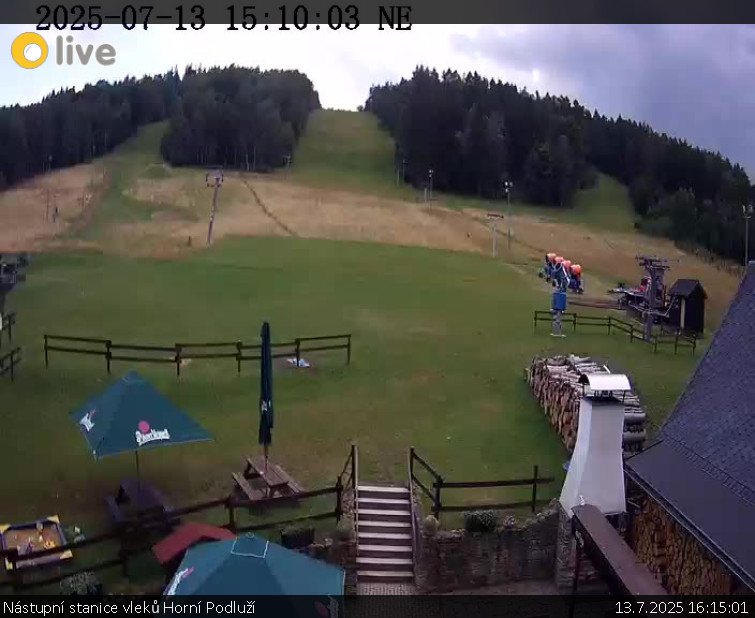 Skiareál Horní Podluží - Nástupní stanice vleků Horní Podluží - 13.7.2025 v 16:15 Skiareál Horní Podluží - Nástupní stanice vleků Horní Podluží - 13.7.2025 v 16:15