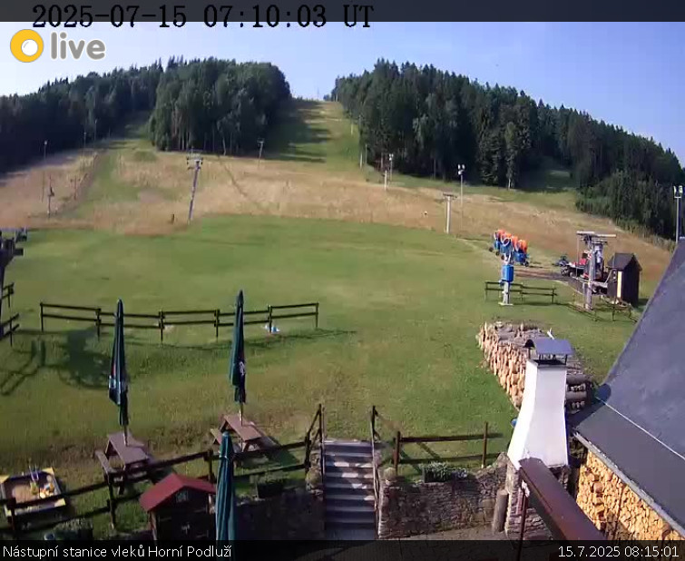 Skiareál Horní Podluží - Nástupní stanice vleků Horní Podluží - 15.7.2025 v 08:15 Skiareál Horní Podluží - Nástupní stanice vleků Horní Podluží - 15.7.2025 v 08:15