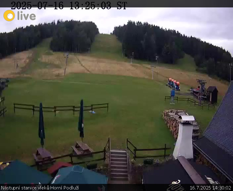 Skiareál Horní Podluží - Nástupní stanice vleků Horní Podluží - 16.7.2025 v 14:30 Skiareál Horní Podluží - Nástupní stanice vleků Horní Podluží - 16.7.2025 v 14:30