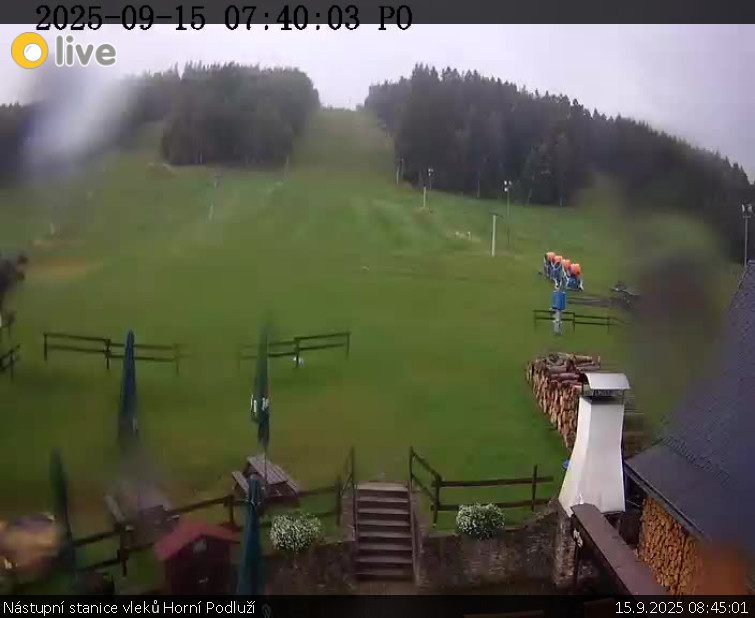 Skiareál Horní Podluží - Nástupní stanice vleků Horní Podluží - 15.9.2025 v 08:45 Skiareál Horní Podluží - Nástupní stanice vleků Horní Podluží - 15.9.2025 v 08:45