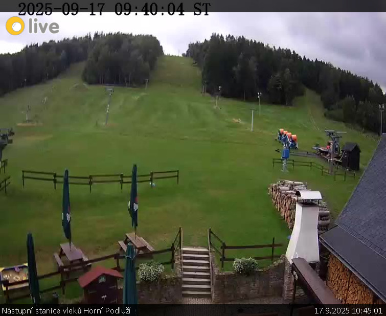 Skiareál Horní Podluží - Nástupní stanice vleků Horní Podluží - 17.9.2025 v 10:45