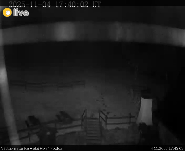 Skiareál Horní Podluží - Nástupní stanice vleků Horní Podluží - 4.11.2025 v 17:45