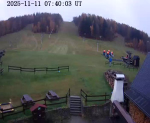 Skiareál Horní Podluží - Nástupní stanice vleků Horní Podluží - 11.11.2025 v 07:45 Skiareál Horní Podluží - Nástupní stanice vleků Horní Podluží - 11.11.2025 v 07:45