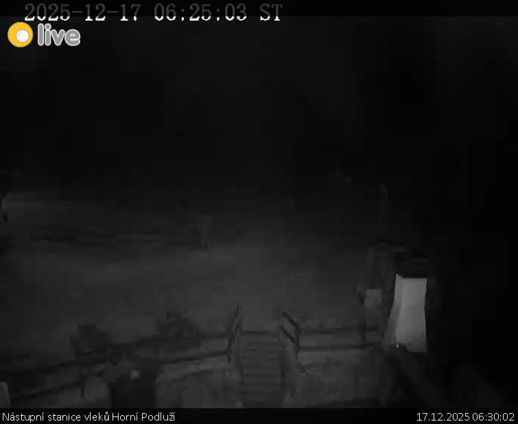 Skiareál Horní Podluží - Nástupní stanice vleků Horní Podluží - 17.12.2025 v 06:30