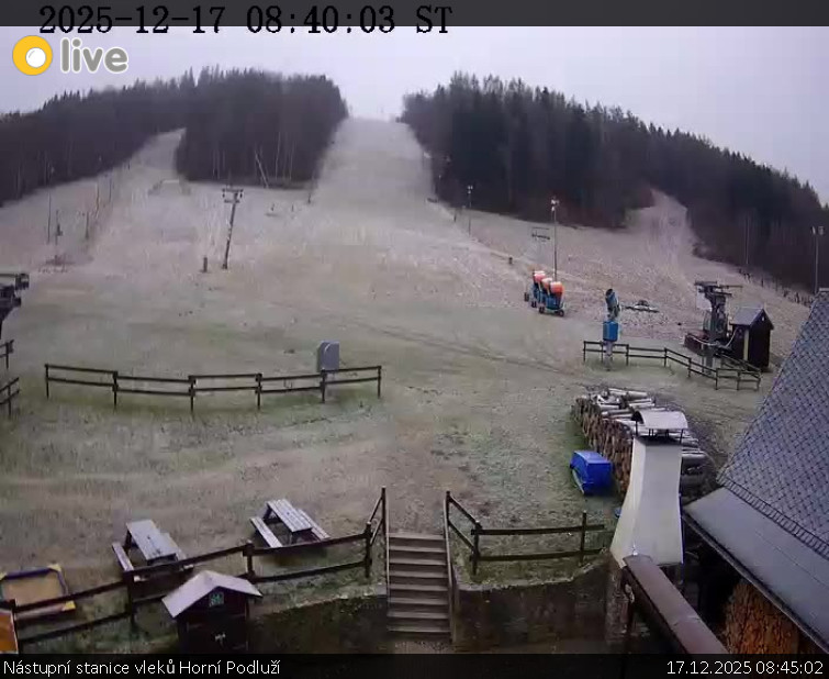 Skiareál Horní Podluží - Nástupní stanice vleků Horní Podluží - 17.12.2025 v 08:45
