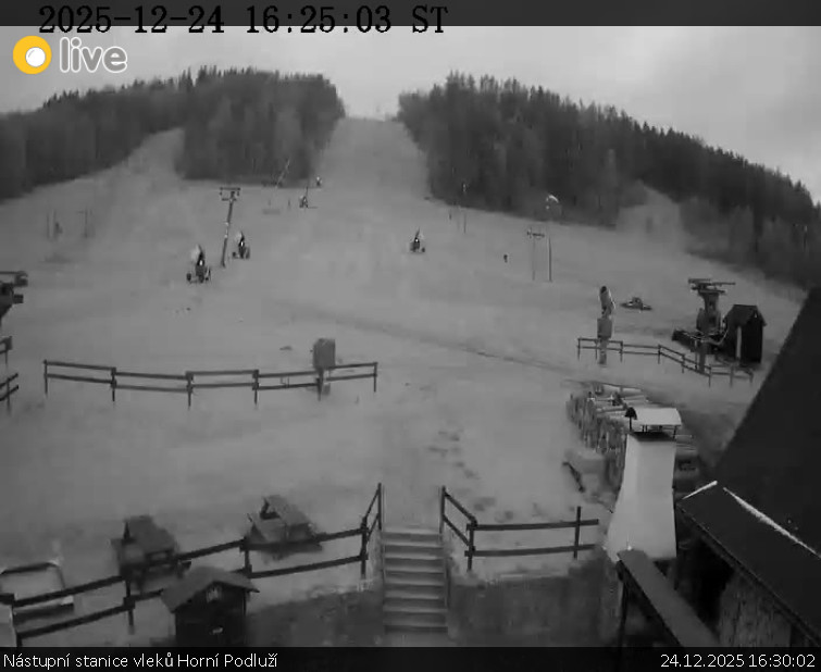 Skiareál Horní Podluží - Nástupní stanice vleků Horní Podluží - 24.12.2025 v 16:30