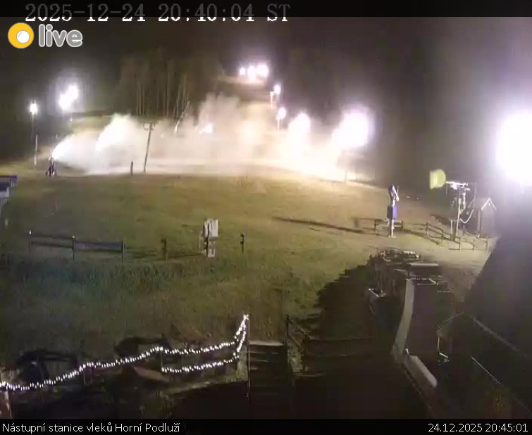 Skiareál Horní Podluží - Nástupní stanice vleků Horní Podluží - 24.12.2025 v 20:45