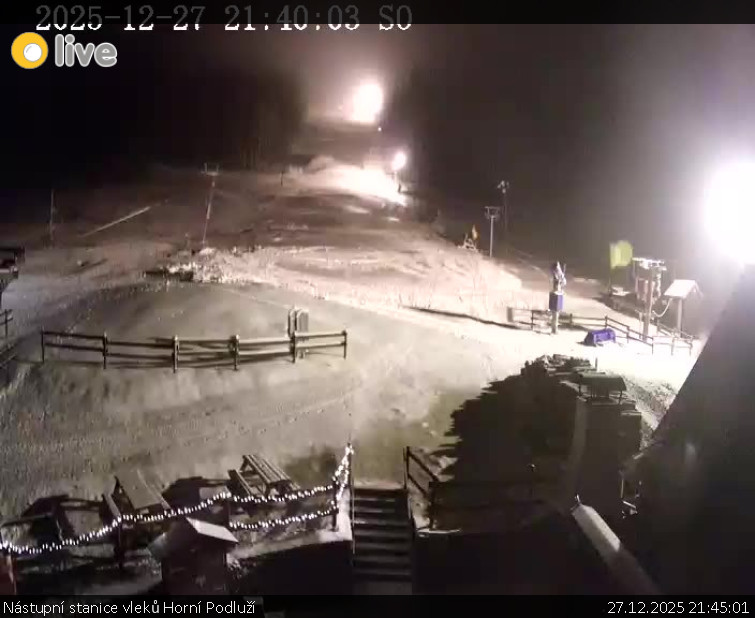 Skiareál Horní Podluží - Nástupní stanice vleků Horní Podluží - 27.12.2025 v 21:45